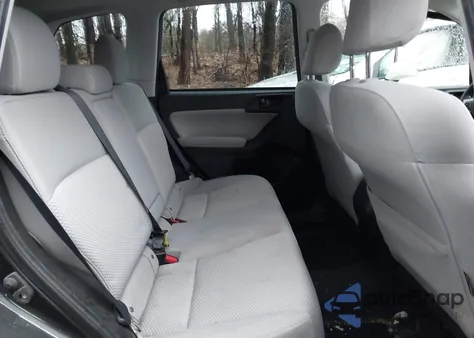 2018 Subaru Forester 2.5I Premium z USA, uszkodzony, nr VIN JF2SJAGC8JH511536